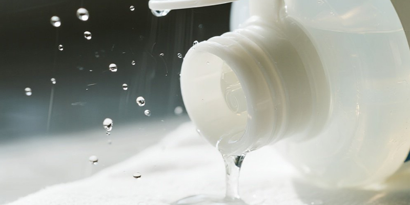 酒精擦拭.jpg 酒精擦拭.jpg